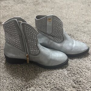 Tahari silver boots